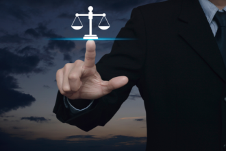 Inteligência artificial e segurança jurídica no futuro dos registros públicos revelam como a automação pode garantir mais precisão, transparência e confiança, afirma Kelsem Ricardo Rios Lima.